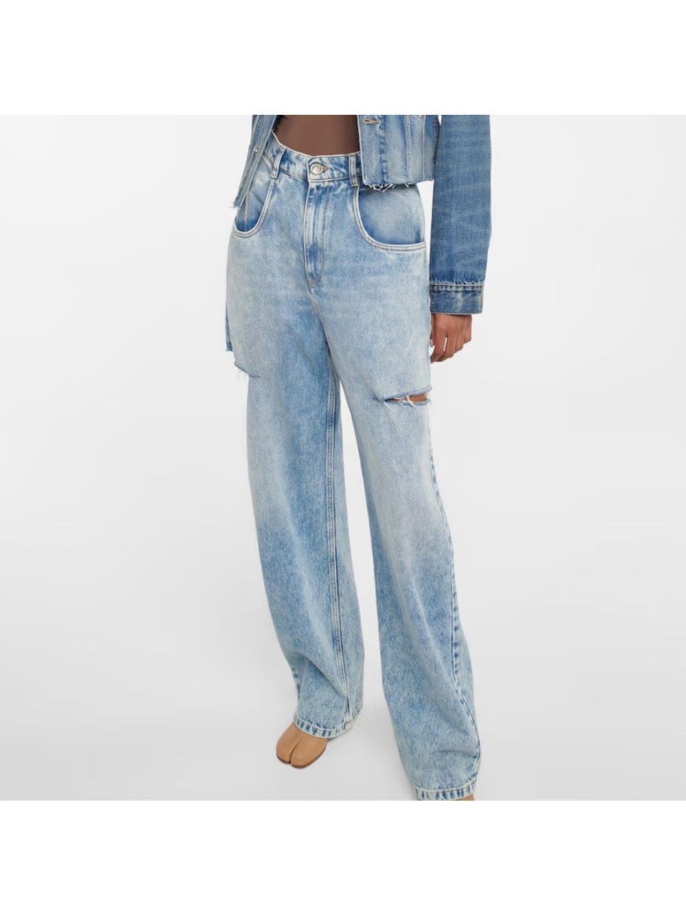 400..Garage Distressed Faded Jeans. Size 7